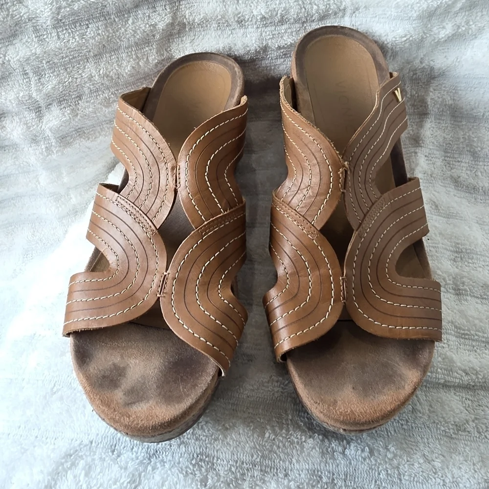 VIONIC Malorie Raffia Platform Wedge Sandals  Womens 10M Carmel Beige *READ